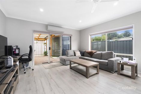 Property photo of 10 Koala Court Loch Sport VIC 3851