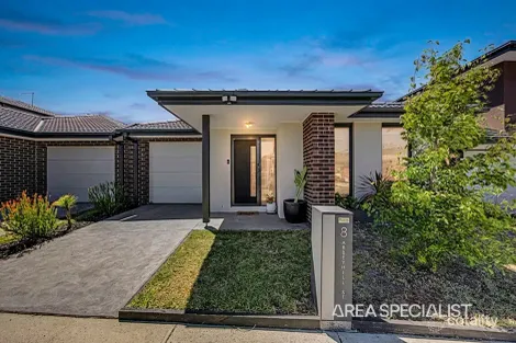 8 Abbeyhill St, Clyde, VIC 3978