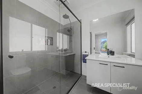 Property photo of 8 Abbeyhill Street Clyde VIC 3978