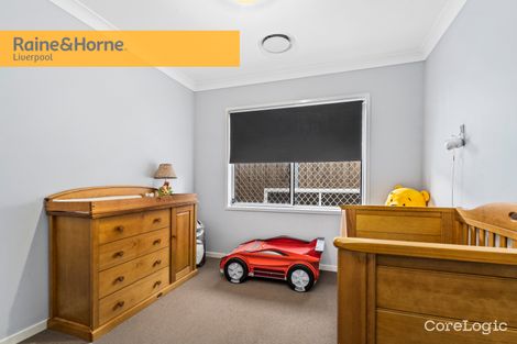 Property photo of 27 Cloverhill Crescent Gledswood Hills NSW 2557