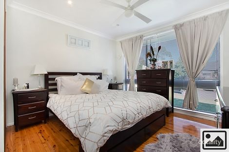 Property photo of 5 Ontario Avenue St Clair NSW 2759
