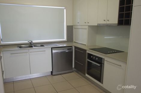 Property photo of 1/136 Pulgul Street Urangan QLD 4655