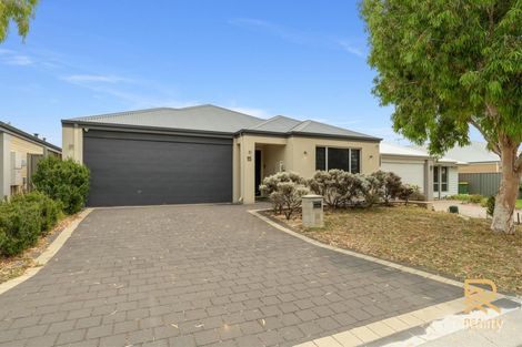 15 Serisier Pkwy, Queens Park, WA 6107
