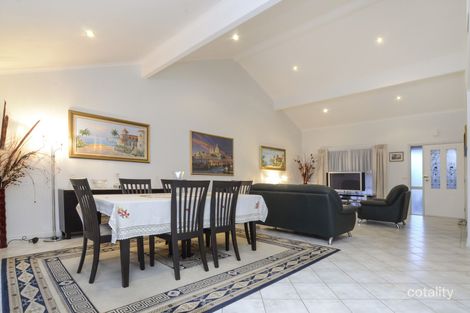 Property photo of 1/15 Hallmark Place Keilor Downs VIC 3038