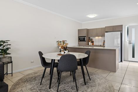 Property photo of 2/99 Gillies Street Zillmere QLD 4034