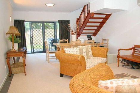 Property photo of 4/261 Riding Road Balmoral QLD 4171