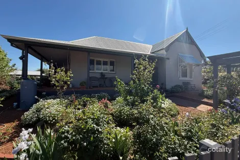12 Radnor Rd, York, WA 6302