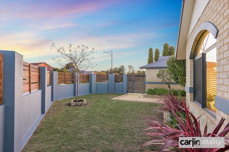 Property photo of 2 Charnley Bend Success WA 6164