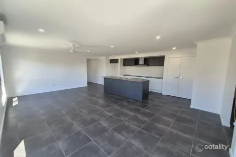 Property photo of 8 Bluegrass Rasmussen QLD 4815