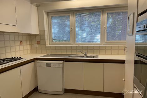 Property photo of 4/556-558 Dandenong Road Caulfield North VIC 3161