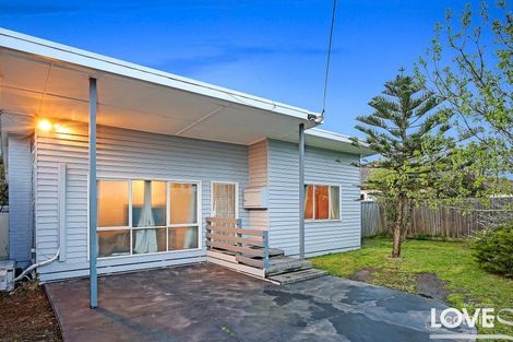 Property photo of 10 Elsey Road Reservoir VIC 3073