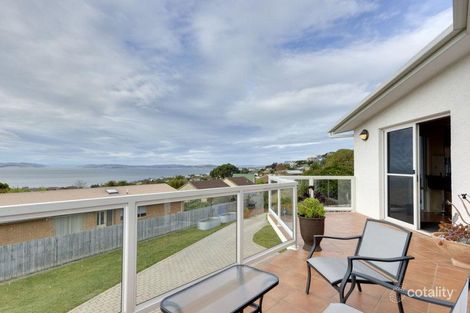 Property photo of 17 Clearwater Court Blackmans Bay TAS 7052