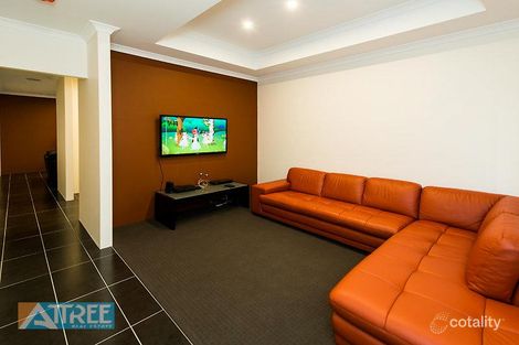 Property photo of 4 Narbonne Way Piara Waters WA 6112