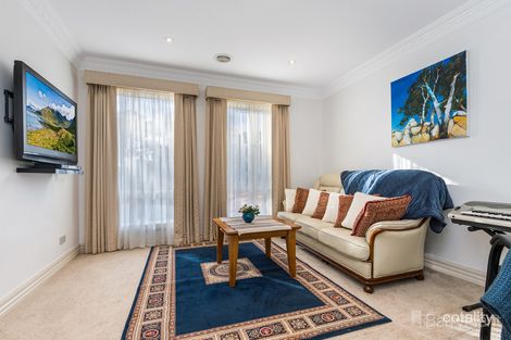 Property photo of 16 Pinnacle Terrace Golden Square VIC 3555