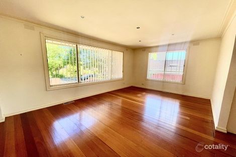 Property photo of 1/33 Kirstina Road Glen Waverley VIC 3150