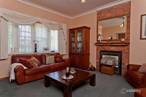 Property photo of 51 Victoria Street Eaglehawk VIC 3556