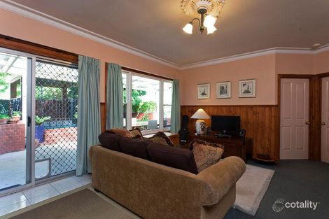 Property photo of 51 Victoria Street Eaglehawk VIC 3556