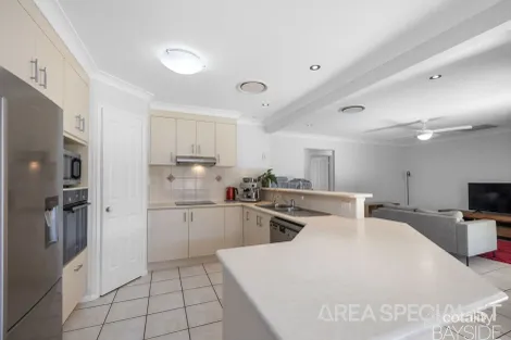 Property photo of 87 Carinyan Drive Birkdale QLD 4159