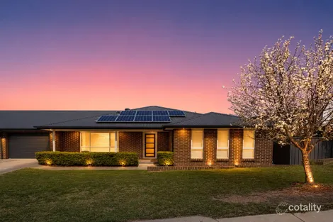 1/4 Redman Cct, Goulburn, NSW 2580