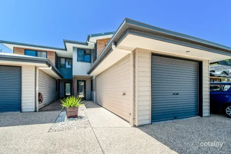 Property photo of 3/70 Long Street Emerald QLD 4720