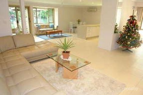 Property photo of 14 Lyons Court Arundel QLD 4214