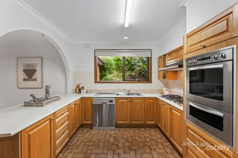 Property photo of 16 Magnolia Drive Templestowe Lower VIC 3107
