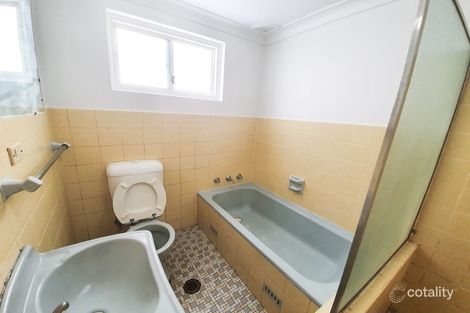 Property photo of 1/5-7 Fifth Avenue Campsie NSW 2194