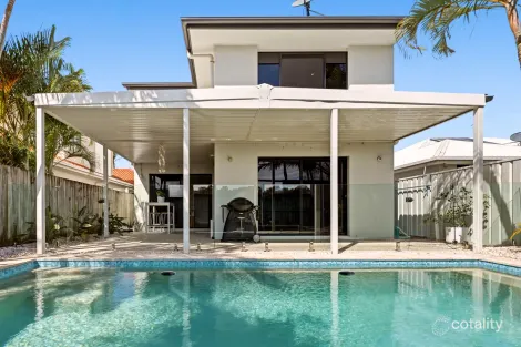 Property photo of 15 Easter Street Parrearra QLD 4575