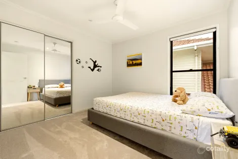 Property photo of 15 Easter Street Parrearra QLD 4575