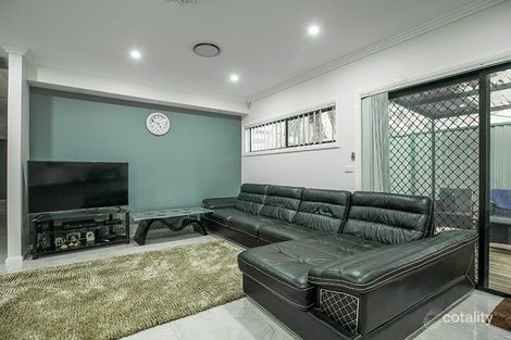 Property photo of 22A Niland Way Casula NSW 2170