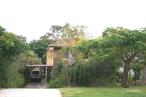 27 Seaville Ave, Scarborough, QLD 4020