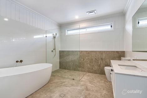 Property photo of 9 School Road Stafford QLD 4053