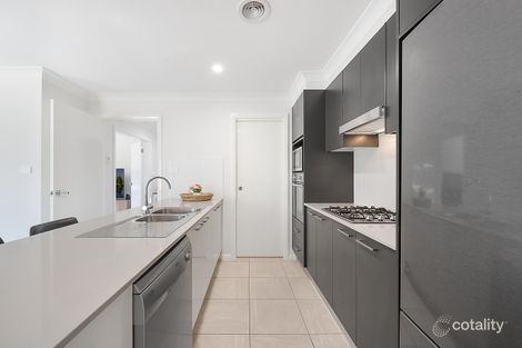 Property photo of 18 Scarborough Street Orange NSW 2800