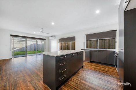 8 Henry St, Nirimba, QLD 4551