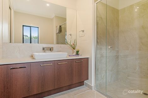 Property photo of 2/24 Donald Street Blackburn South VIC 3130