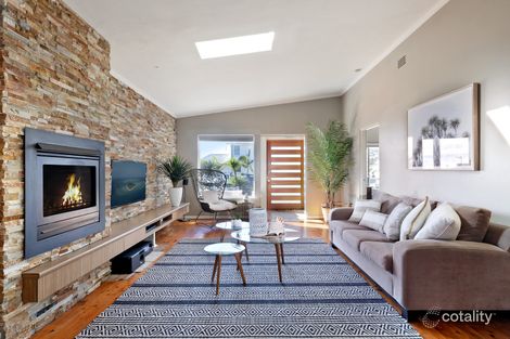 Property photo of 18 Ian Avenue North Curl Curl NSW 2099