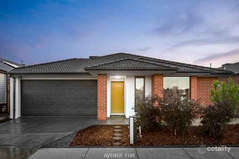 Property photo of 5 Metar Place Mount Duneed VIC 3217