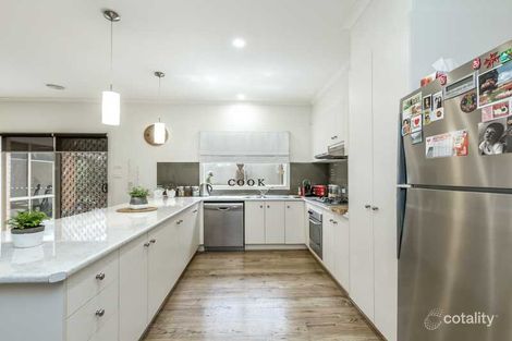 Property photo of 13 Staton Crescent Melton West VIC 3337