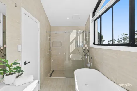 Property photo of 16 Grandview Parade Hill Top NSW 2575