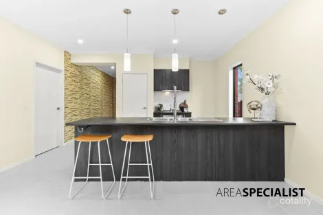 Property photo of 17 Aspendale Place Lyndhurst VIC 3975