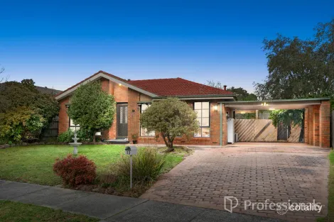 13 Roycroft Ave, Wantirna South, VIC 3152
