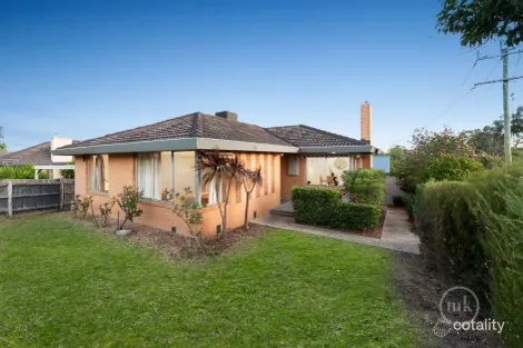 Property photo of 153 Nell Street Greensborough VIC 3088
