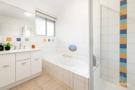 Property photo of 153 Nell Street Greensborough VIC 3088