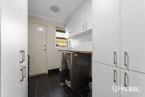 Property photo of 4 John Wedge Place Seabrook VIC 3028