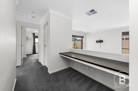 Property photo of 4 Swan Boulevard Winter Valley VIC 3358