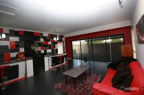 Property photo of 4 Highcrest Circuit Molendinar QLD 4214