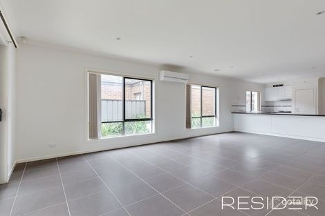 Property photo of 12 Dalziel Drive Mernda VIC 3754