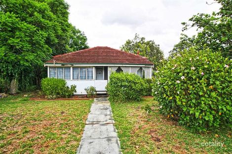 32 Dale Rd, Armadale, WA 6112