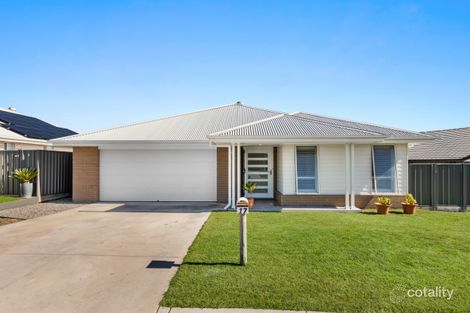 Property photo of 17 Oakmont Close Heddon Greta NSW 2321