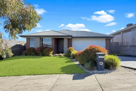 12 Redleaf Ave, Warragul, VIC 3820